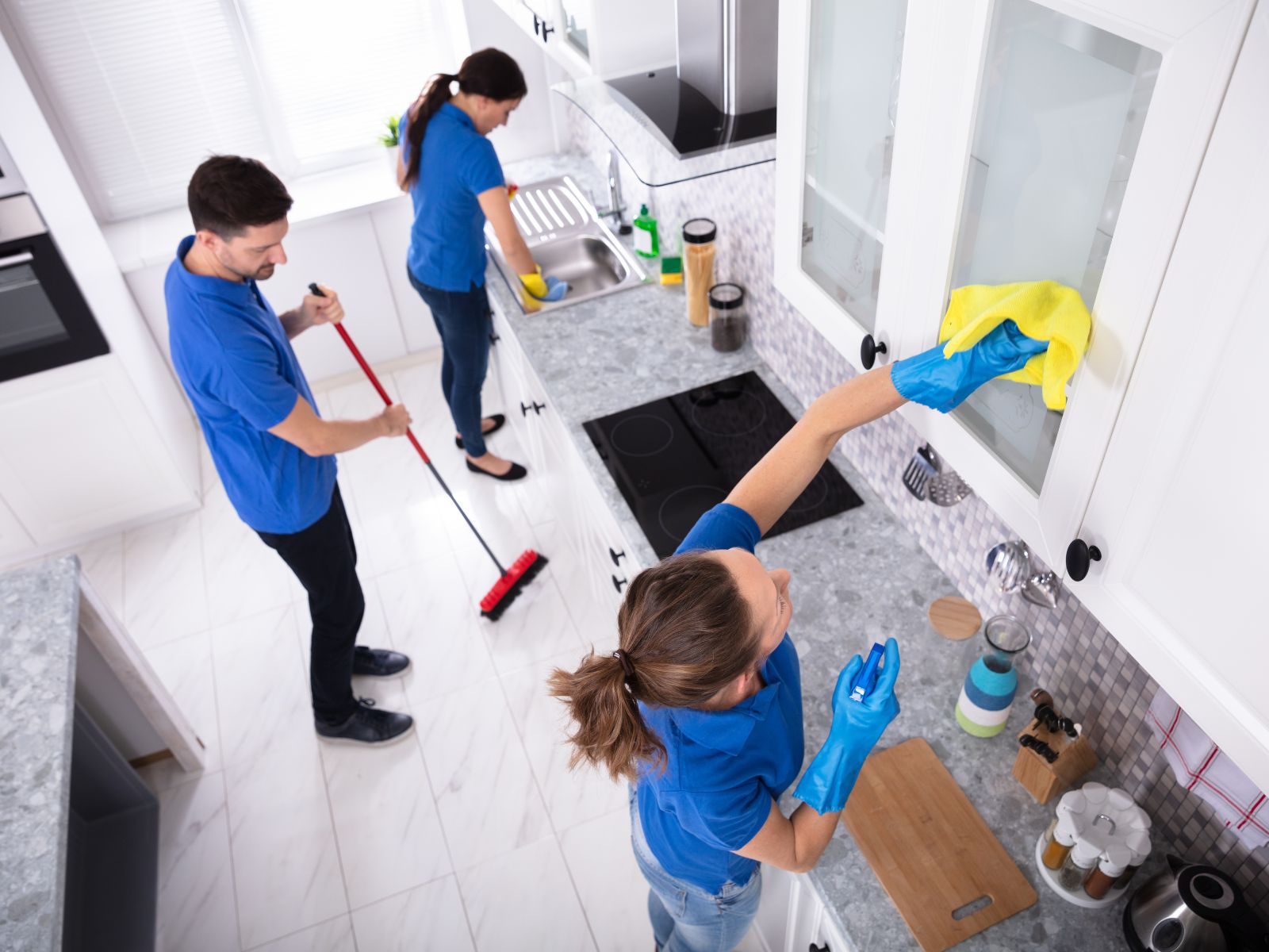 Can Scrub Lou clean appliances such as refrigerators and ovens?